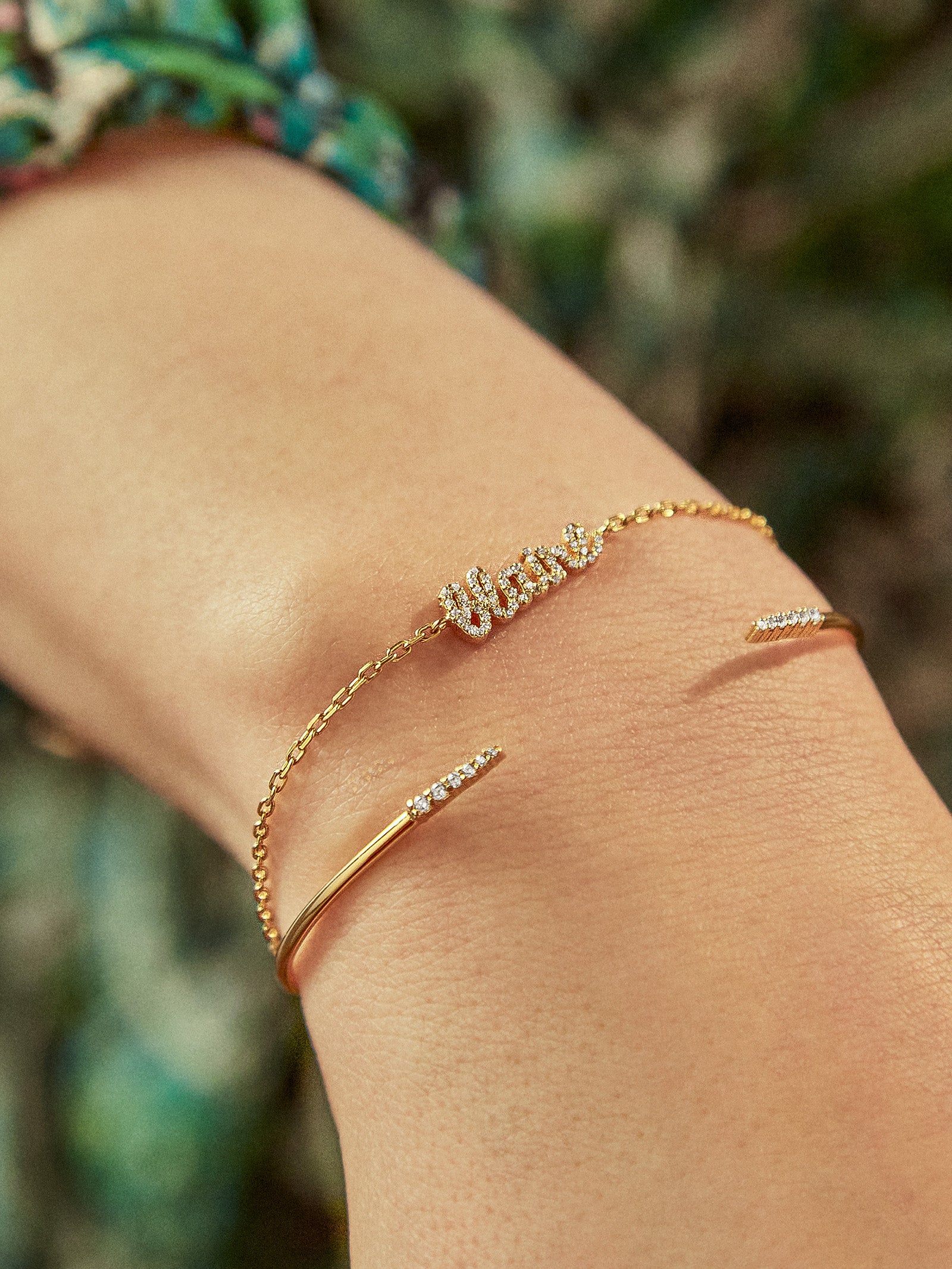 18K Gold Pav?? Custom Nameplate Bracelet - 18K Gold. Pav?? Cubic Zirconia Stones - Image 2