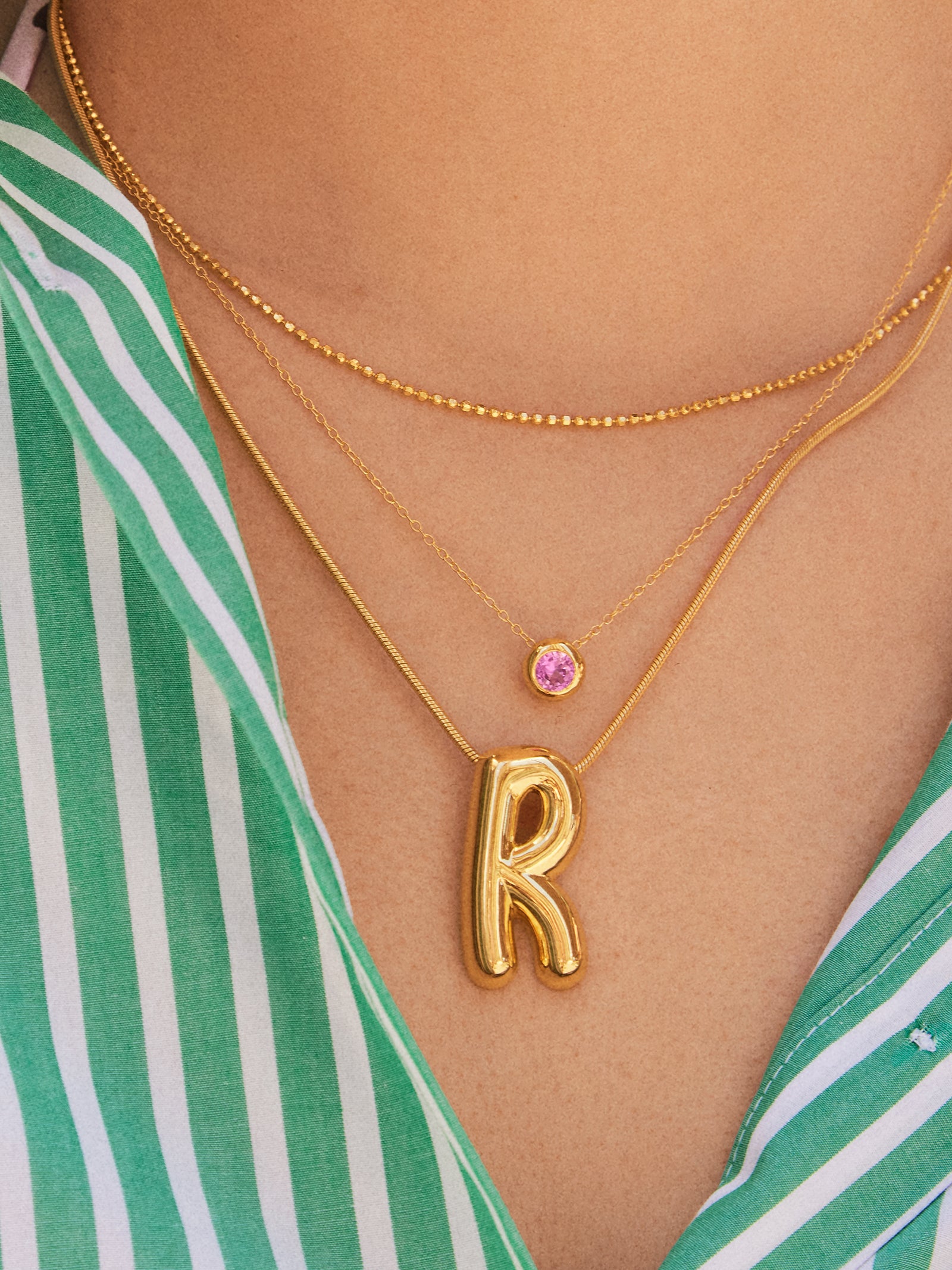 18K Gold Birthstone Pendant Necklace - Garnet - Image 2