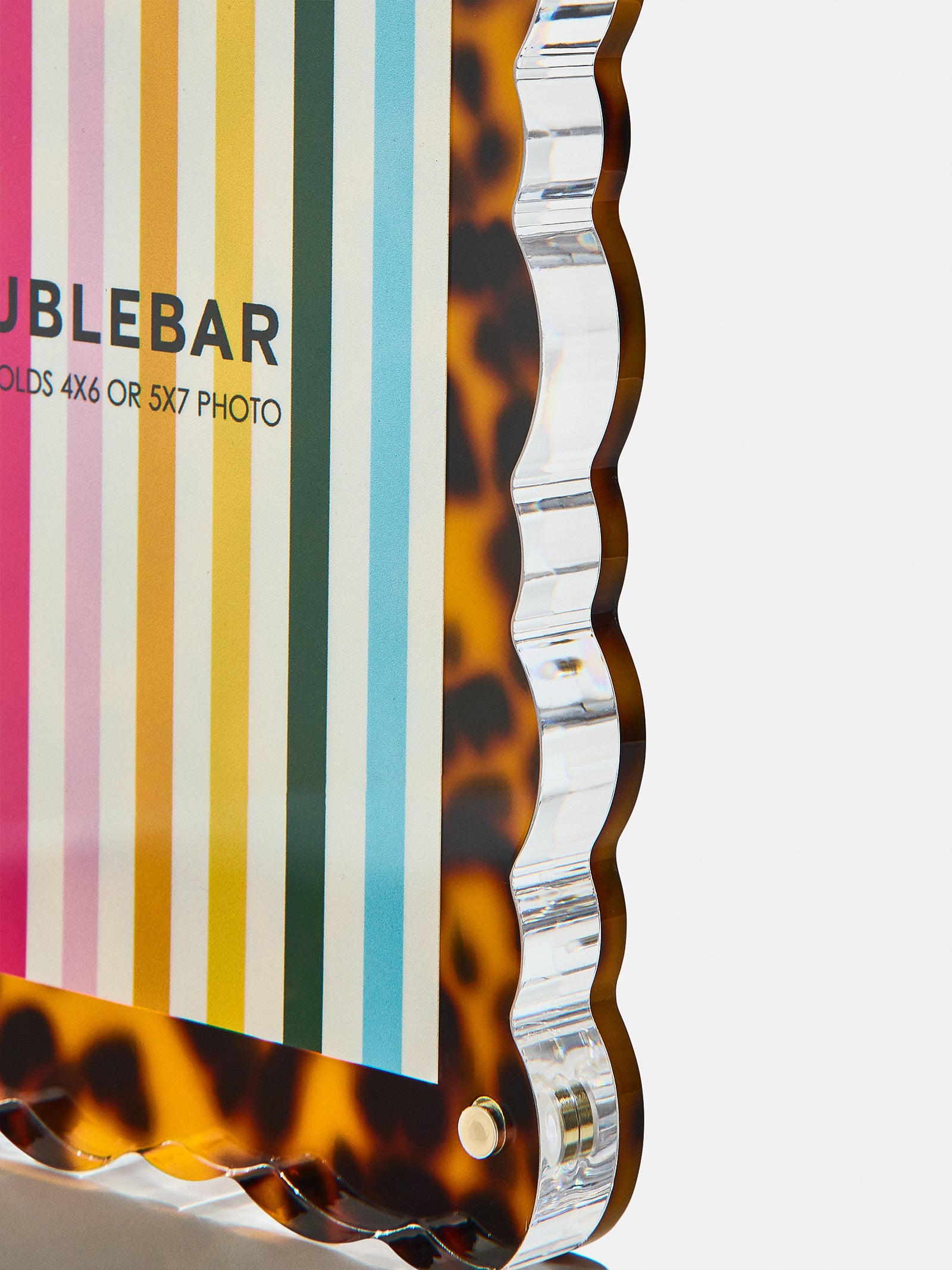 Picture Perfect Vertical Acrylic Frame - Scalloped Shape - Image 4