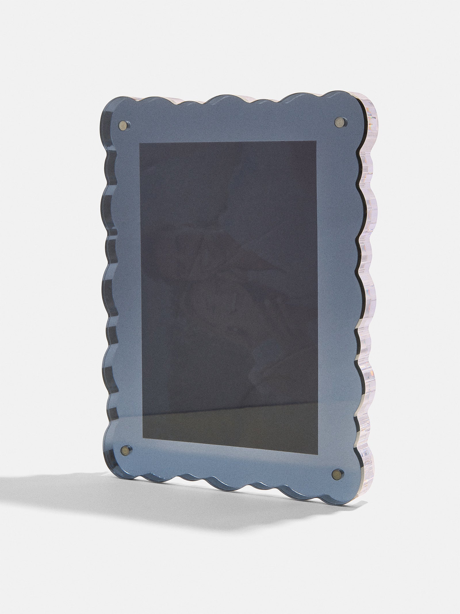 Picture Perfect Vertical Acrylic Frame - Scalloped Shape - Image 13