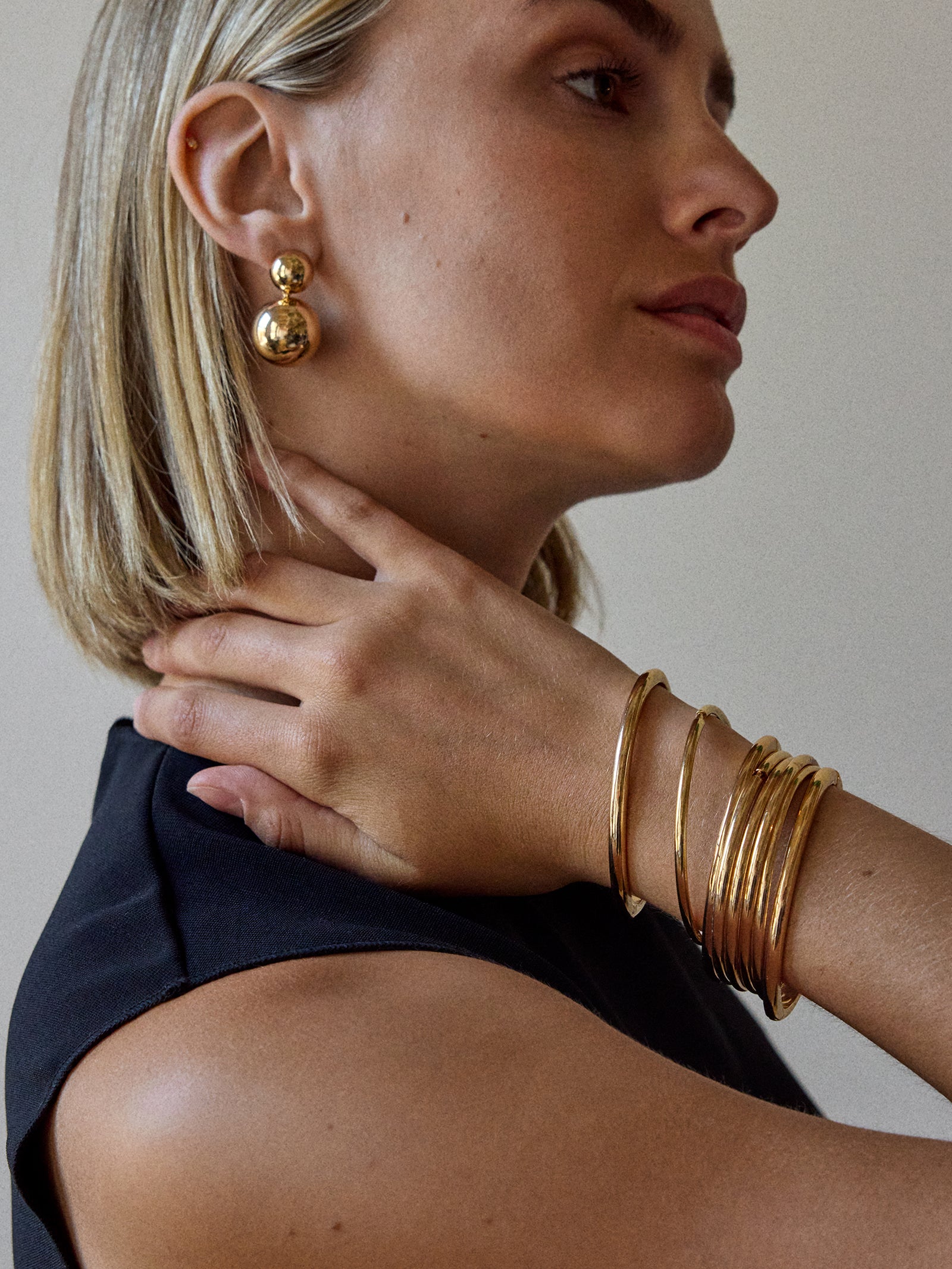 Ann Drop Earrings - Gold - Image 2