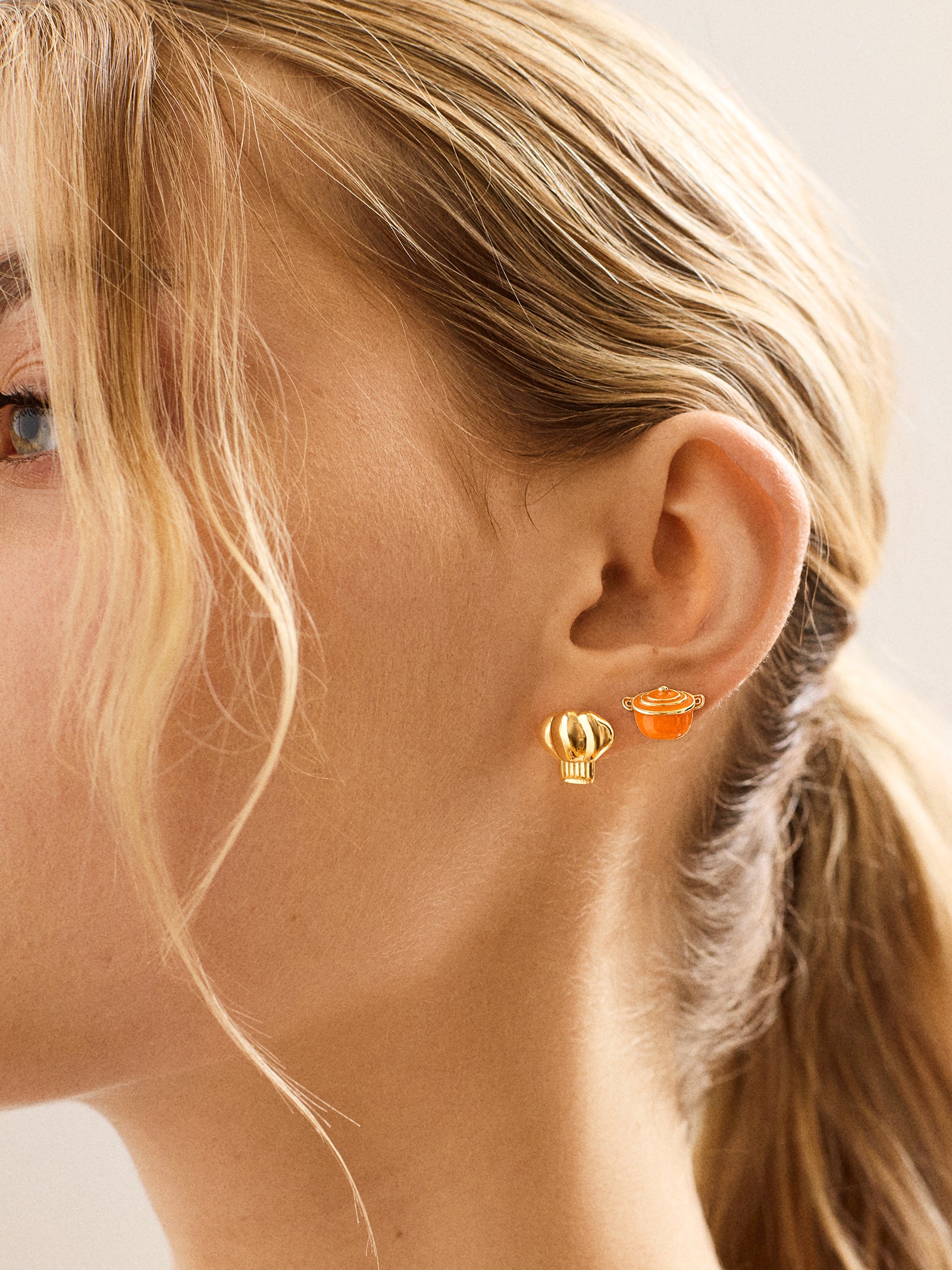 Order Up Earring Set - Dutch Oven - Image 2