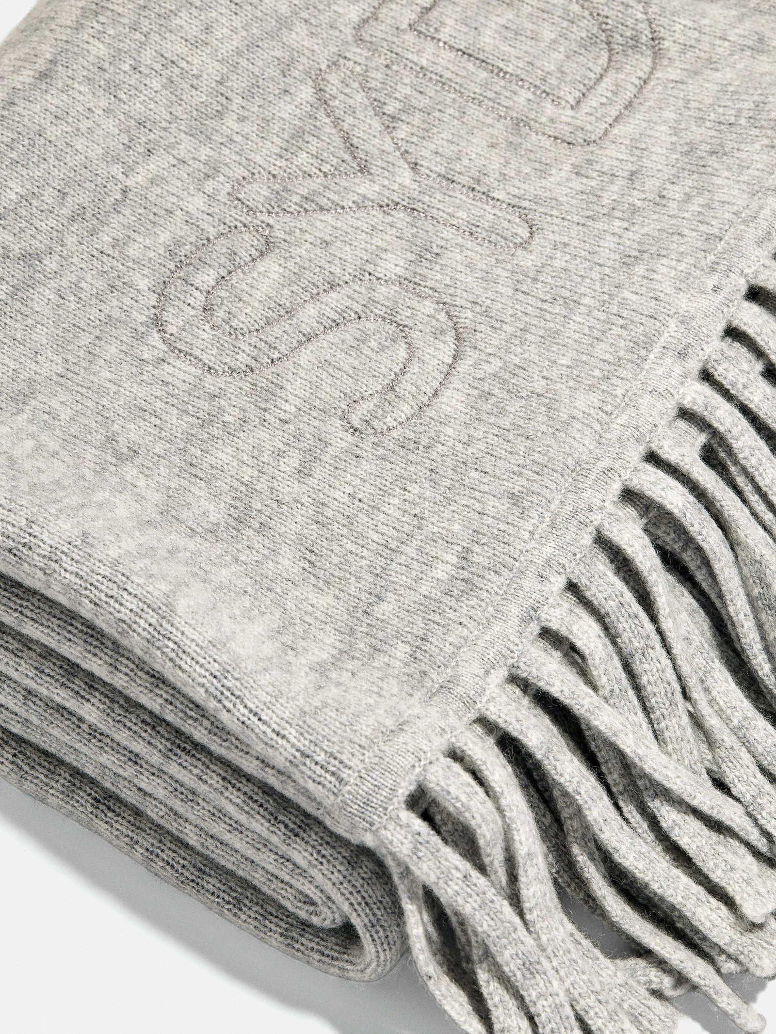 Pure Merino Wool Custom Blanket - Cloud Gray/Dark Gray - Image 2