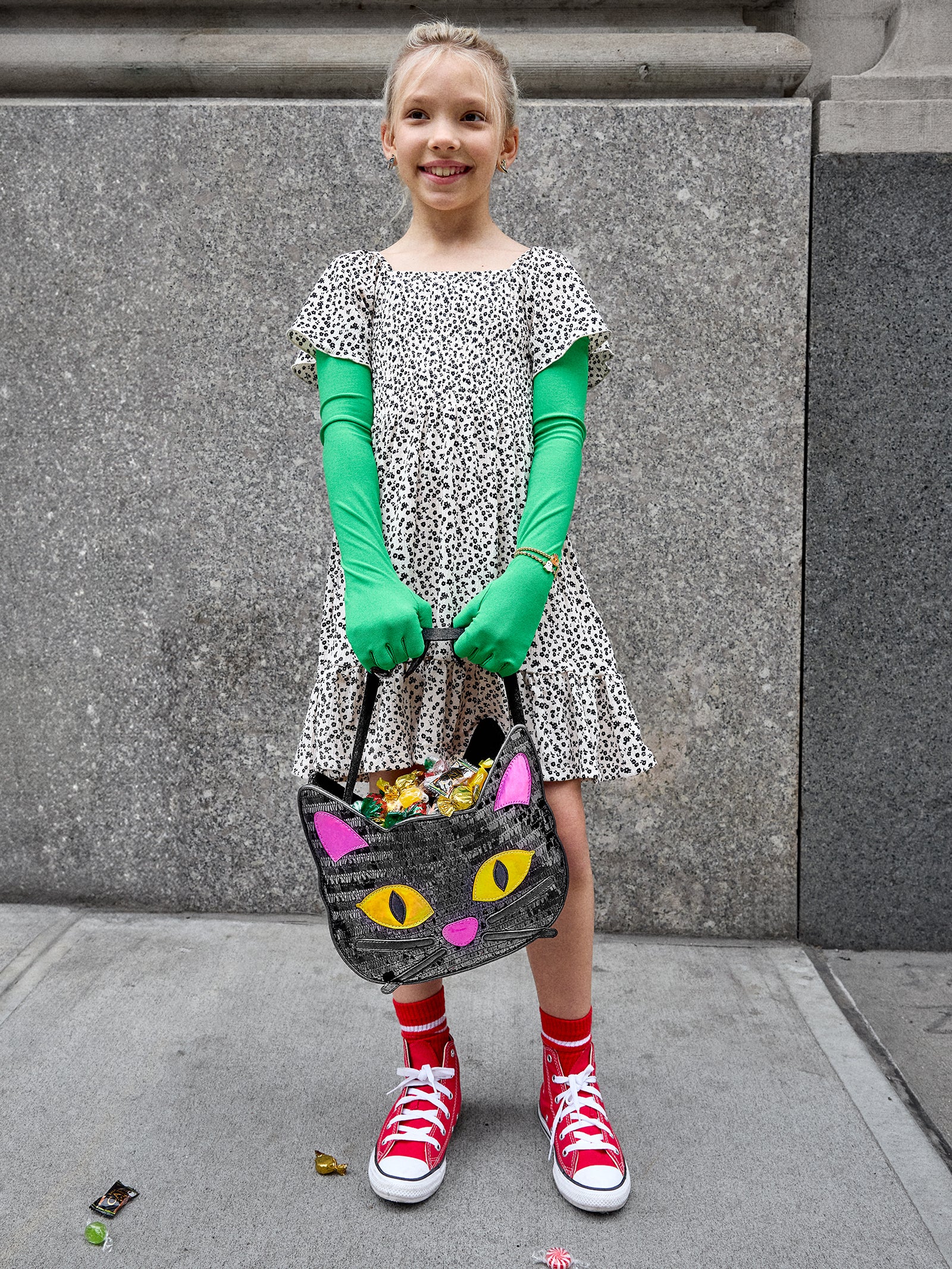 Kids' Trick-or-Treat Bag - Black Cat - Image 2