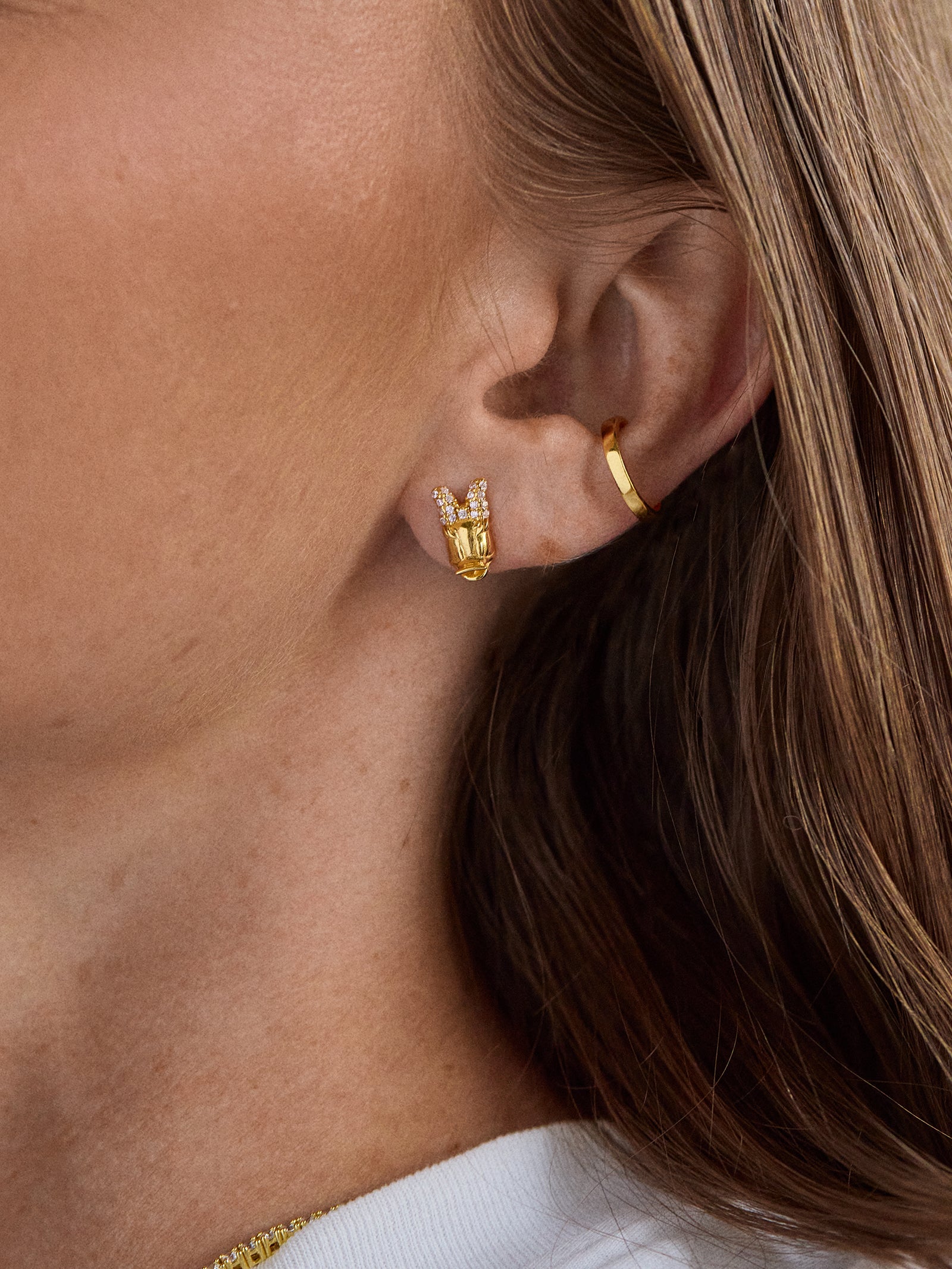 Disney Daisy Duck 18K Gold Plated Sterling Silver Crystal Studs - Daisy Duck - Image 2